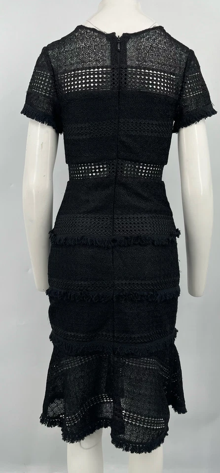 Vestido midi Bariano Australia negro corte láser ojales ribete con flecos talla S Foto 3 de 4