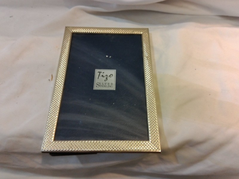 STERLING SILVER TIZO FRAME