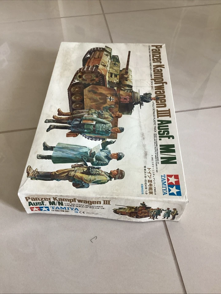 TAMIYA 35011-Panzer Kampfwaoen III Australia.M/N-scala 1:35 - Immagine 3 di 4