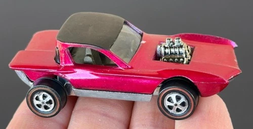 Vintage Hot Wheels Redline 1968 SCARCE Creamy PINK Python US - Dark Int, UNREAL!