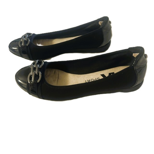 Anne Klein AK Sport Ladies Shoes 8.5 to 9 Black Patent Heels and Toes Read View 3