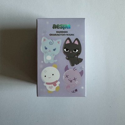 AESPA OFFICIAL RANDOM CHARACTER FIGURE BLIND BOX KARINA/WINTER