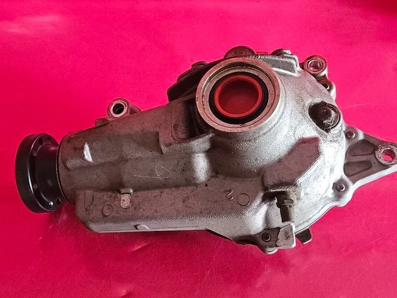 2006-15 Lexus IS250 Front Axle Differential Carrier 4.10 Ratio AWD Assembly OEM - Image 2 of 4