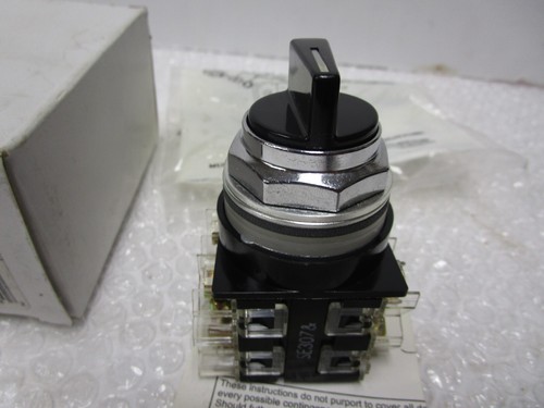 GENERAL ELECTRIC CR104PSG33B92 (New in Box) - Picture 2 of 3