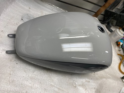 Gas Tank M8 Harley 2017^ Street Bob FXBB Softail Standard Battleship Gray Nice! - Picture 4 of 12