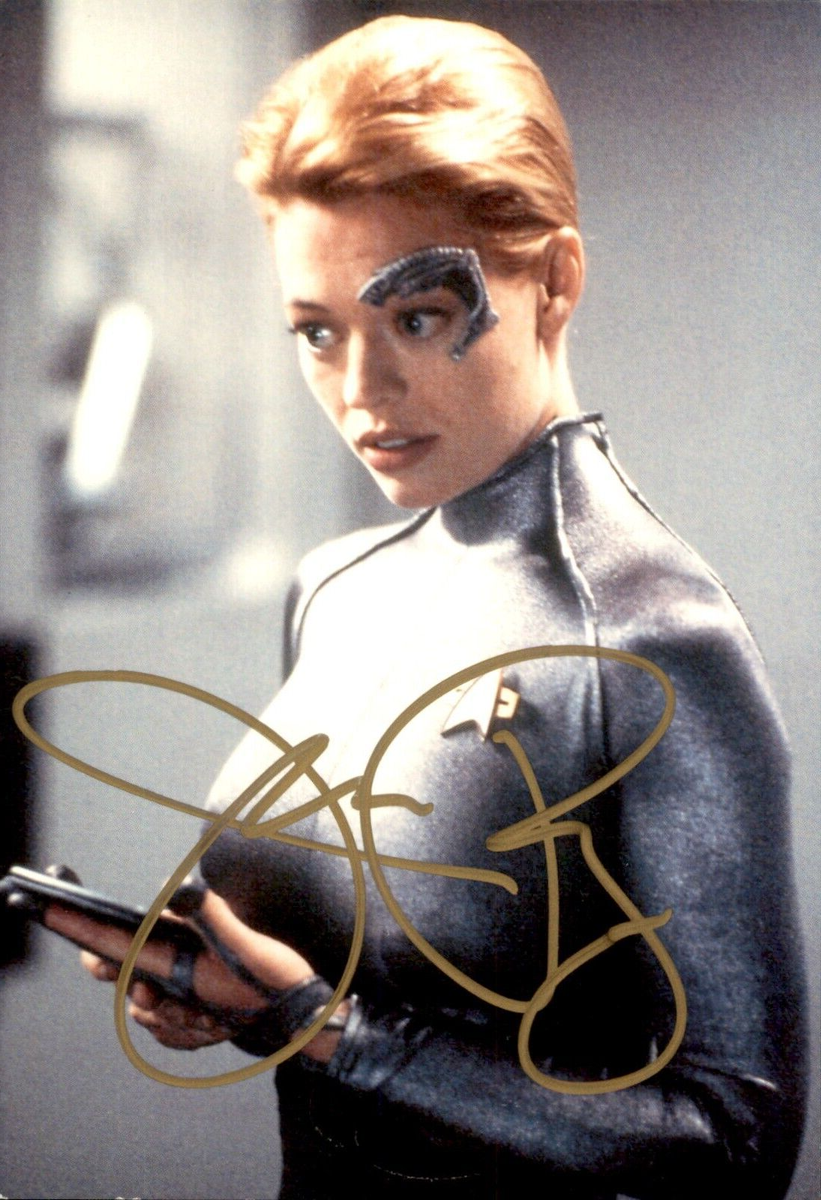 Jeri Ryan Signed Star Trek Voyager Seven Of Nine Postcard Photo 7