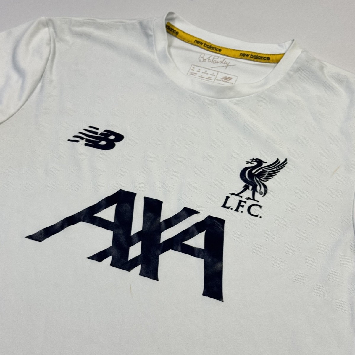 New Balance Liverpool Training Shirt Mens Medium White Soccer AXA