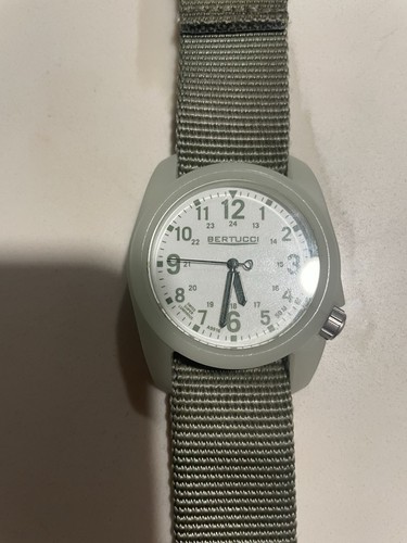 BERTUCCI DX3 Field Watch