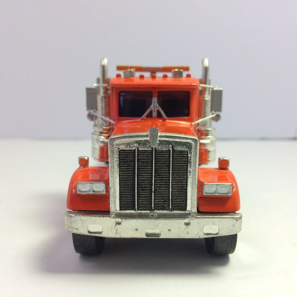 ASAM HartSmith F124 KENWORTH W900 8X4 TRACTOR 1:48 Orange -RARE- - Image 4 of 4
