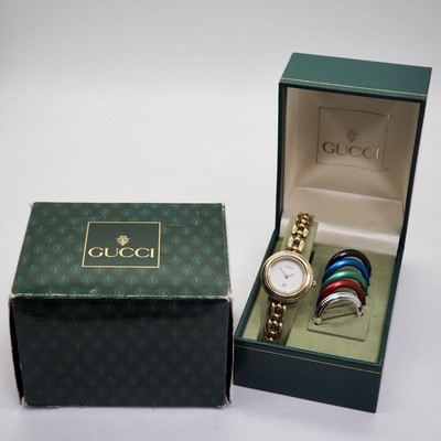686 GUCCI 時計　チェンジベゼル　6色　完備品　ゴールド　レディース Complete Gold Ladies' Gucci Watch with 6 Color Bezel Change