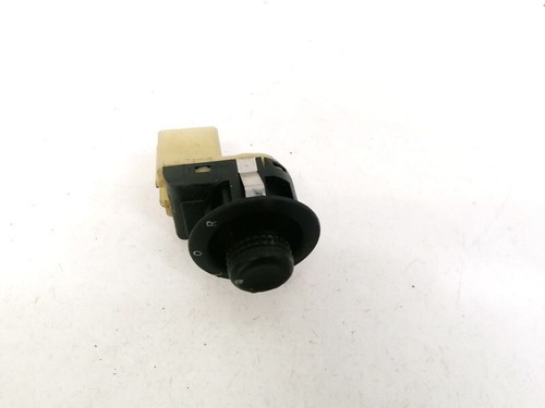 Chrysler 200 2010 Wing mirror control switch (Exterior Mirror Swit #1604732-12