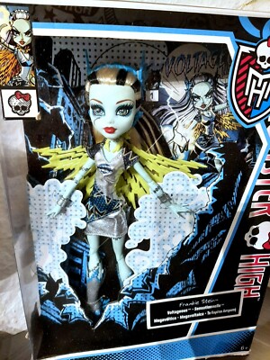 Monster High Voltageous Frankie Stein Power Ghouls 2013