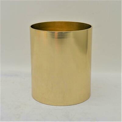 POLISHED BRASS 2 1/2'' CANDLE SOCKET - 5/16'' X 18 THREAD - FOR 2 1/2'' CANDLE