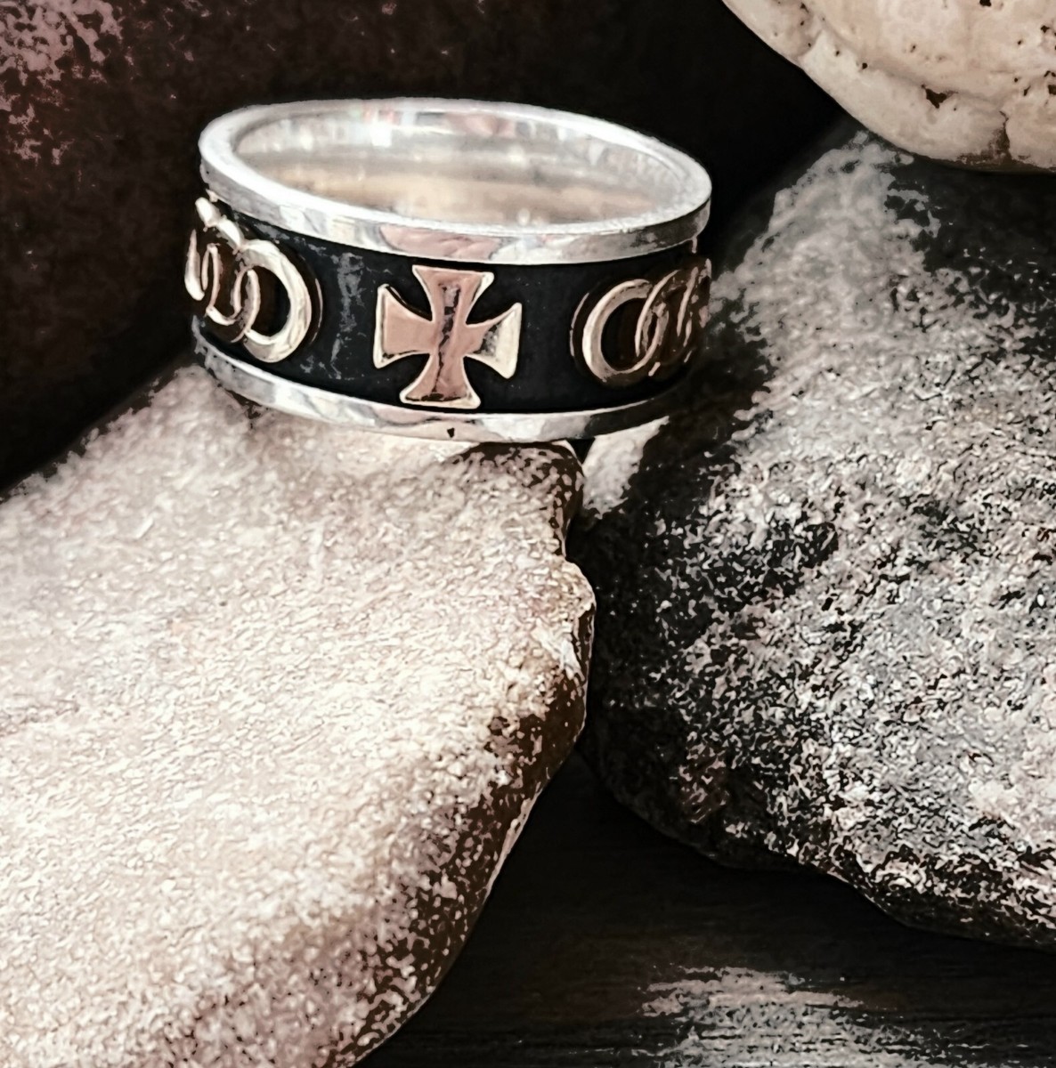 Retired James Avery 14kt Gold and Sterling Silver Unity Circles