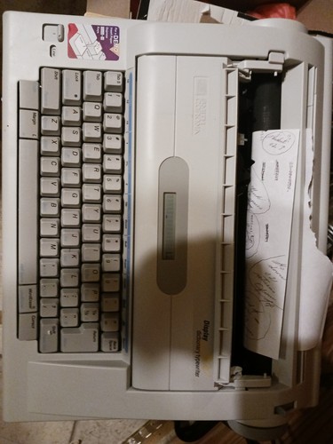 Smith-Corona Display Dictionary Electronic Typewriter Word Processor 900 NA3HH - Picture 4 of 23
