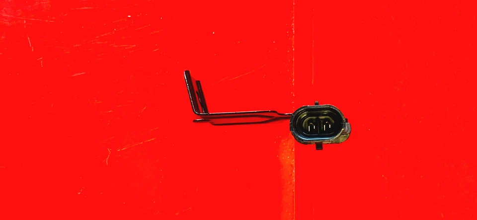 New Ambient Air Temperature Sensor AX28 for Chevrolet Astro,Blazer,Safari - Image 2 of 4