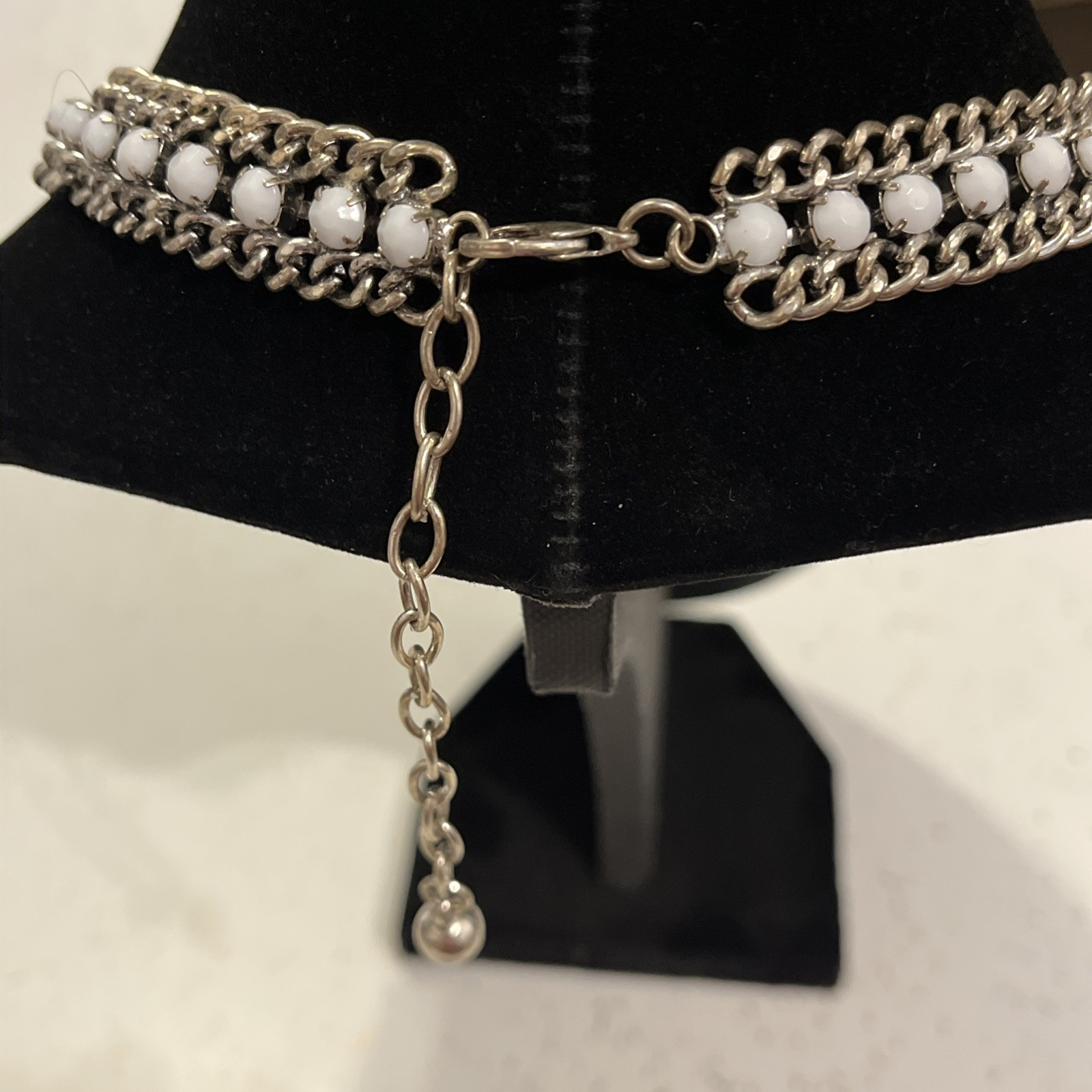 Unique Reverse Rhinestons & Chain Rows Statement … - image 4