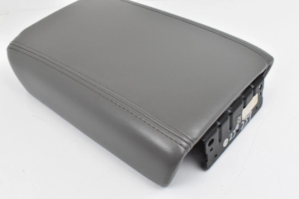 Conjunto de tapa reposabrazos gris consola central Saturn Outlook 2007-2010 OEM Foto 3 de 4