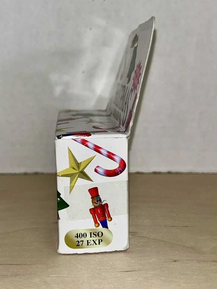 NOS Disposable 35MM ISO 400 Camera Christmas 27 Exposure EXP 2000 - Image 4 of 4