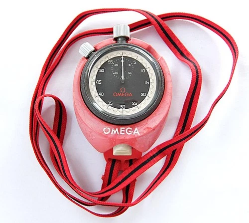 1960's OMEGA 25/1 SECOND STOPWATCH TIMER POCKET WATCH WITH OMEGA HOLDER WORKING