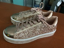 Women  s shoes size 8- Sparkle snd Shine