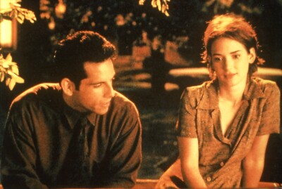 WINONA RYDER: 1 Foto (20x30cm)  Hochglänzend NIGHT ON EARTH, STRANGERTHINGS) g31