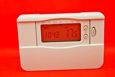 Center EHE0200361 Wireless Programmable Room Thermostat Only
