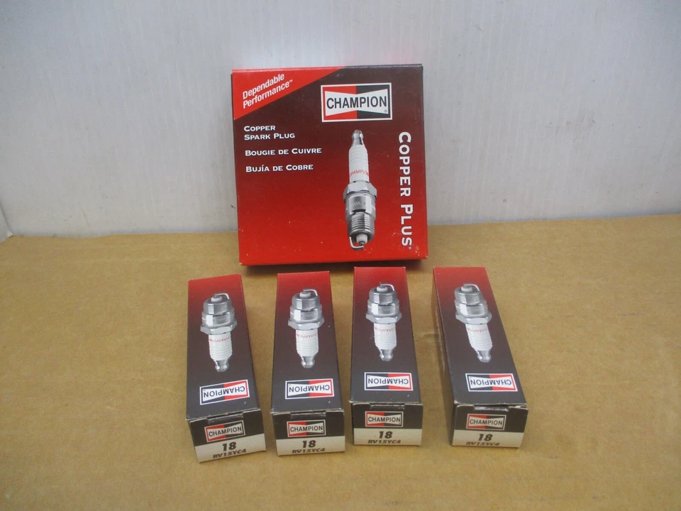 4 bujías Champion NOS Copper Plus # 18, RV15YC4 Foto 2 de 3