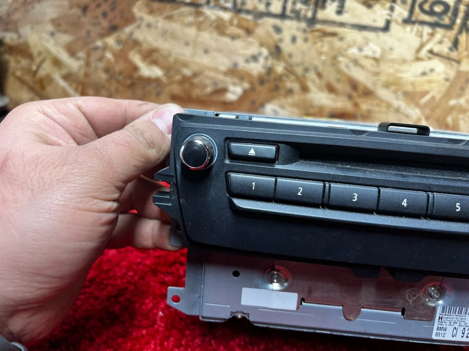 Sistema de navegação BMW E90 E92 E84 E82 CD PLAYER RÁDIO FM UNIDADE ESTÉREO FABRICANTE DE EQUIPAMENTO ORIGINAL 122K - Imagem 3 de 4