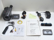 Sony Handycam CCD-TRV30 Video8 8mm Camcorder  Video Transfer Kit