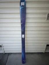 NEW 2025 ATOMIC MAVEN 86c SKIS (153cm)