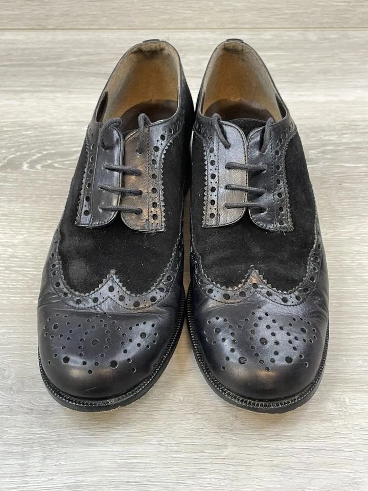 Zapatos de vestir formales Stuart Weitzman para mujer 6,5 negros brogue de cuero punta de ala Foto 2 de 4