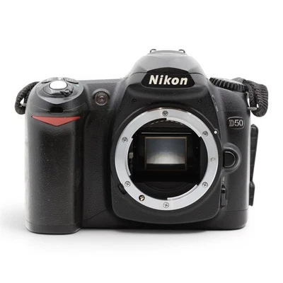Nikon D50 DSLR Gehäuse Body digitale Spiegelreflexkamera - Bild 1 von 4