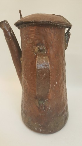 ANTIQUE ARTS & CRAFTS HAND HAMMERED COPPER COFFEE POT HANDMADE 12" TALL PITCHER - Picture 6 of 12