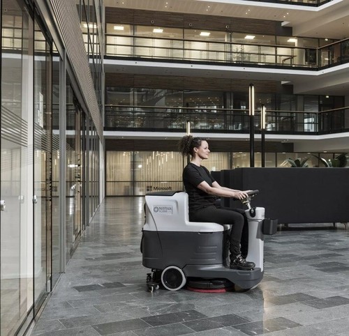 5711145368713 Automatische Scheuersaugmaschine Nilfisk SC2000 53 B FULL PKG NILF - Bild 8 von 8