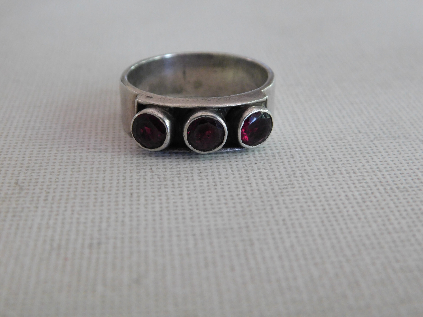 Sterling Silver Red Garnet Statement  Ring Sz 9 - image 1