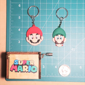 Mario music box + Keychains 🍄 Super Mario Bros Nintendo gift game room 🍄 NES
