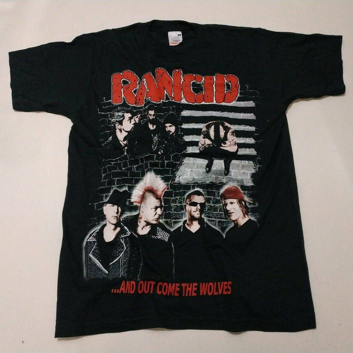 XL】デッドストック 00s RANCID ランシド Tシャツ ©2001 - トップス XL】デッドストック 00s RANCID ランシド Tシャツ ©2001 - トップス