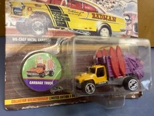 Garbage truck Johnny lightning Wacky Winners TOM DANIALS truck 1/64