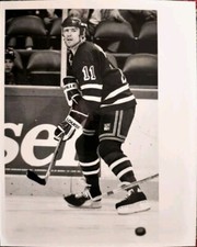 1992-93 NHL HOCKEY TYPE 1 PHOTO MARK MESSIER MSG TEAM CANADA HHOF LEGEND WHA OHA