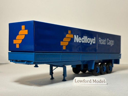 Tekno DAF 95 + Tilt trailer Nedlloyd road cargo 1.50 scale (used) - Picture 8 of 12