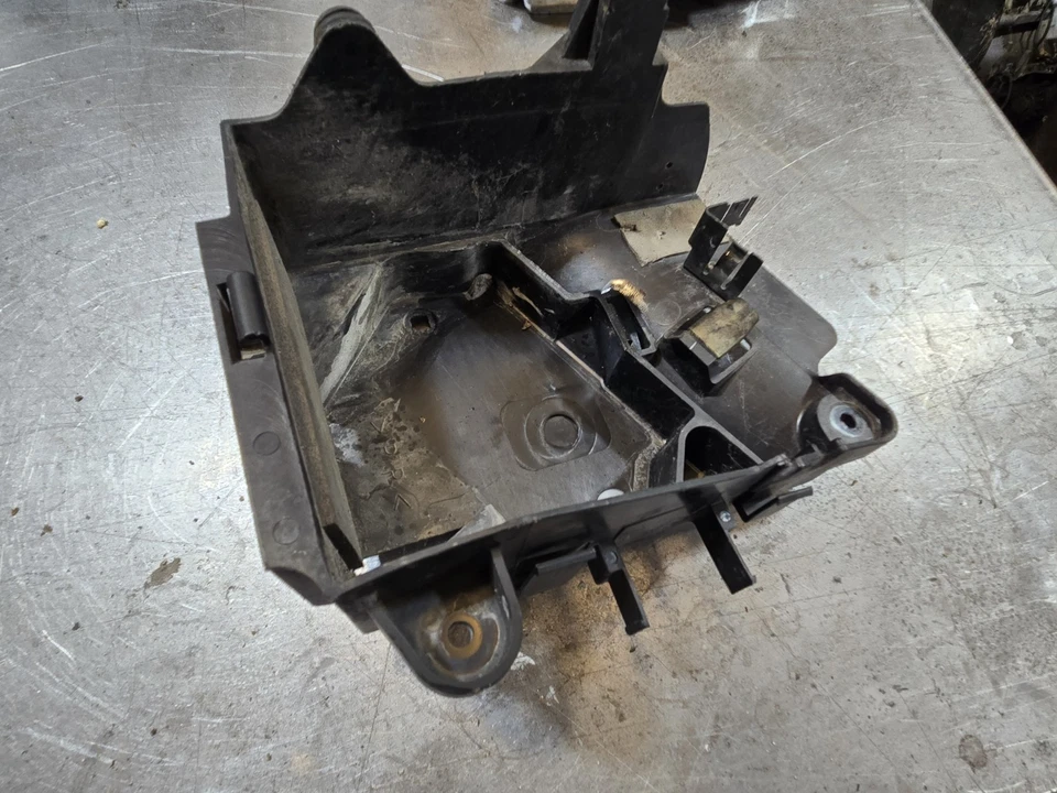 Yamaha V Star XVS 650 personalizado OEM plástico CDI y caja de batería Foto 3 de 4