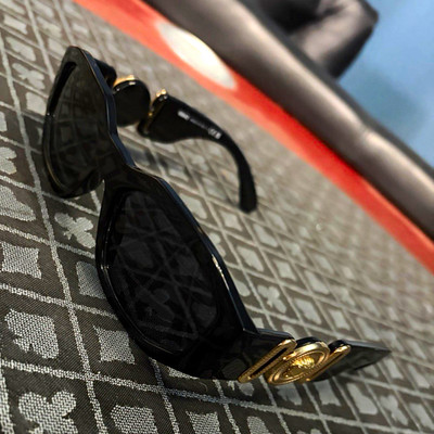 Versace Medusa Biggie sunglasses