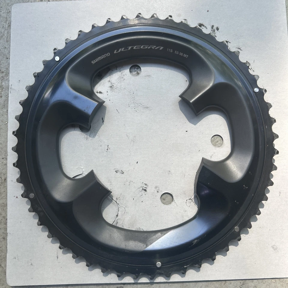 Shimano Ultegra R8000 groupset - parțial 11 S Chainrings & Derailleur - Image 2 of 4