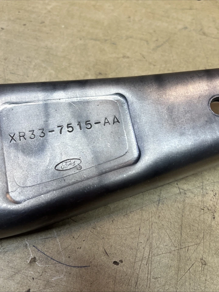 Horquilla embrague Ford Mustang XR33–7515 – AA NOS GT. T5, T 45 1999 2004 Foto 4 de 4