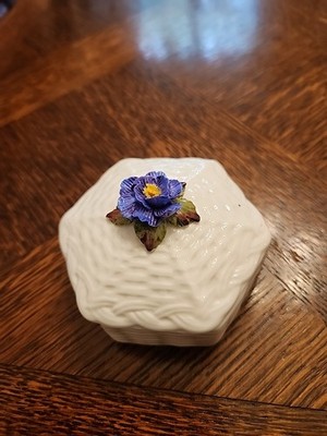 Vintage AYNSLEY Fine Bone China Flower Basket Weave Trinket Jewelry Box