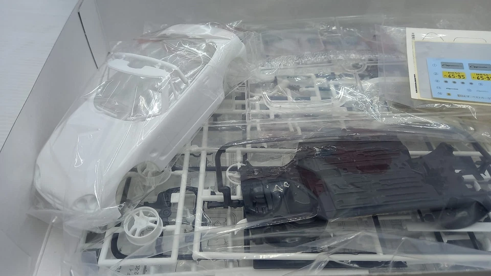 AOS051498 Aoshima Suzuki Cappuccino EA11R 1/24, kit di montaggio completo - Immagine 2 di 4