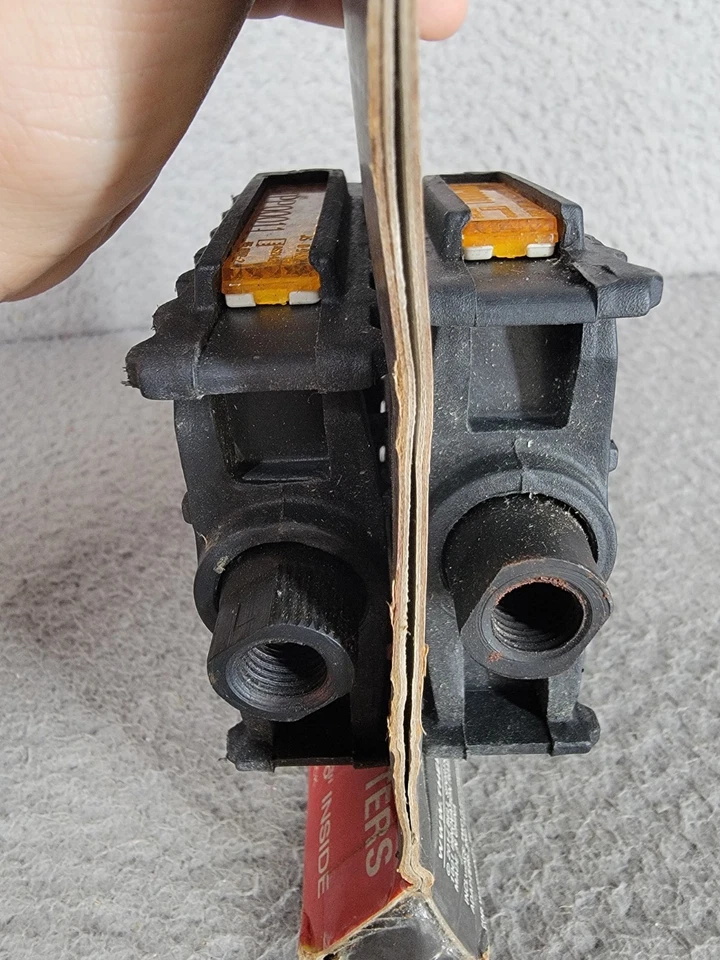 Juego de Pedales Universal para Bicicleta Bell Sports Kicks 350 Original Negro SE ADAPTA A 1/2" y 9/16" Foto 4 de 4