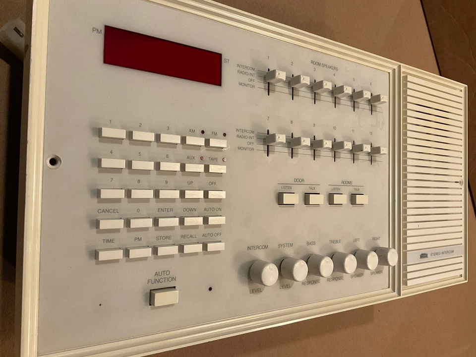 Intercomunicador de música estéreo M&S/Broan Master blanco - recién de vuelta y reconstruido Foto 2 de 4