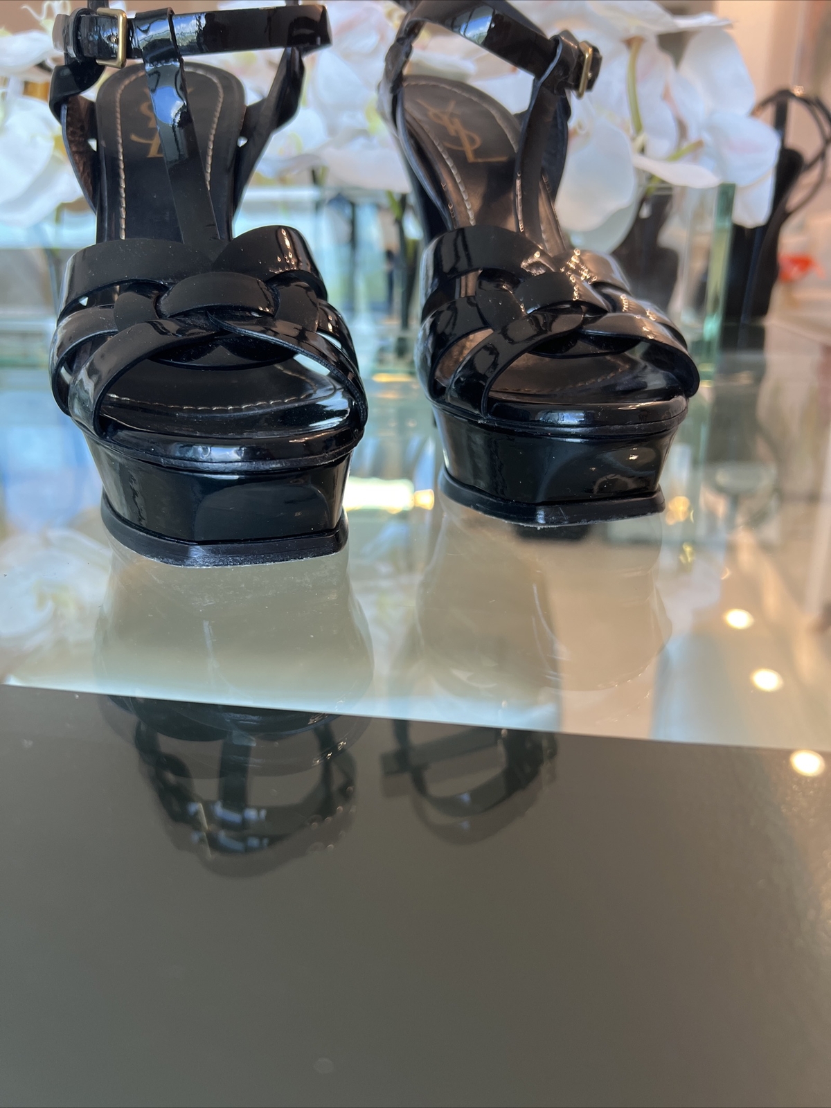 Sandali con plateau Saint Laurent Tribute neri in pelle verniciata 105 mm taglia 39 US 9